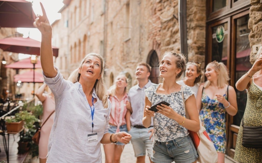 New Tourism Law Brings Fines and Registration Changes
